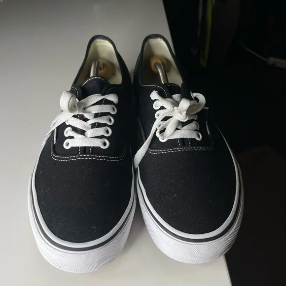 Sold - Picture 3 of 8